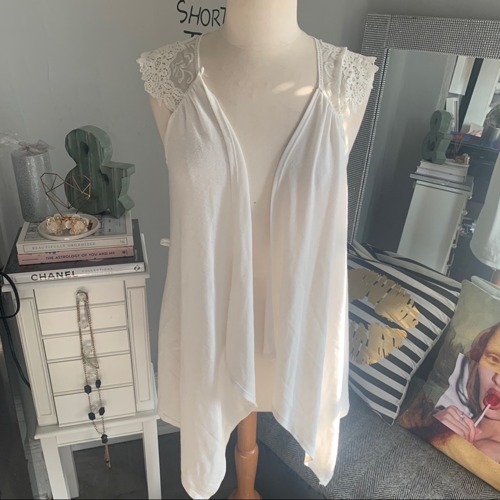 Cute top size small